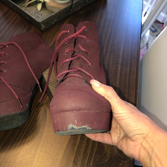 Olsenboye maroon platform booties - Picture 4 of 5